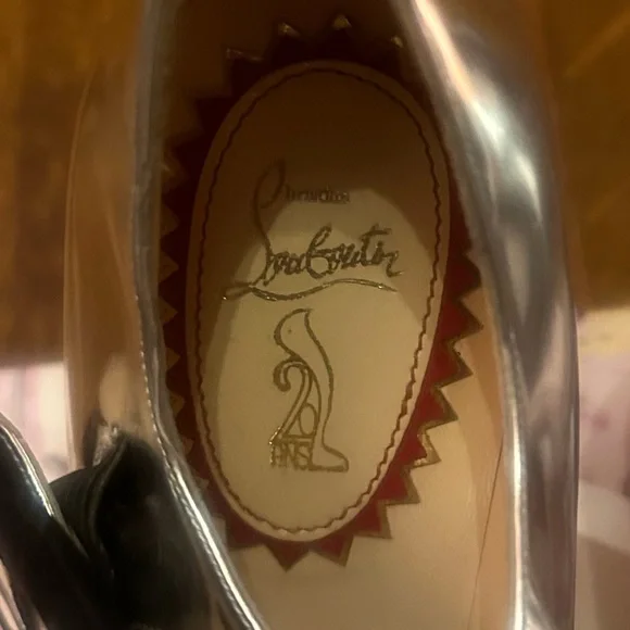 LIKE NEW Christian Louboutin Pensee 20th Anniversary 120 Silver Metallic Pumps - Picture 15 of 16